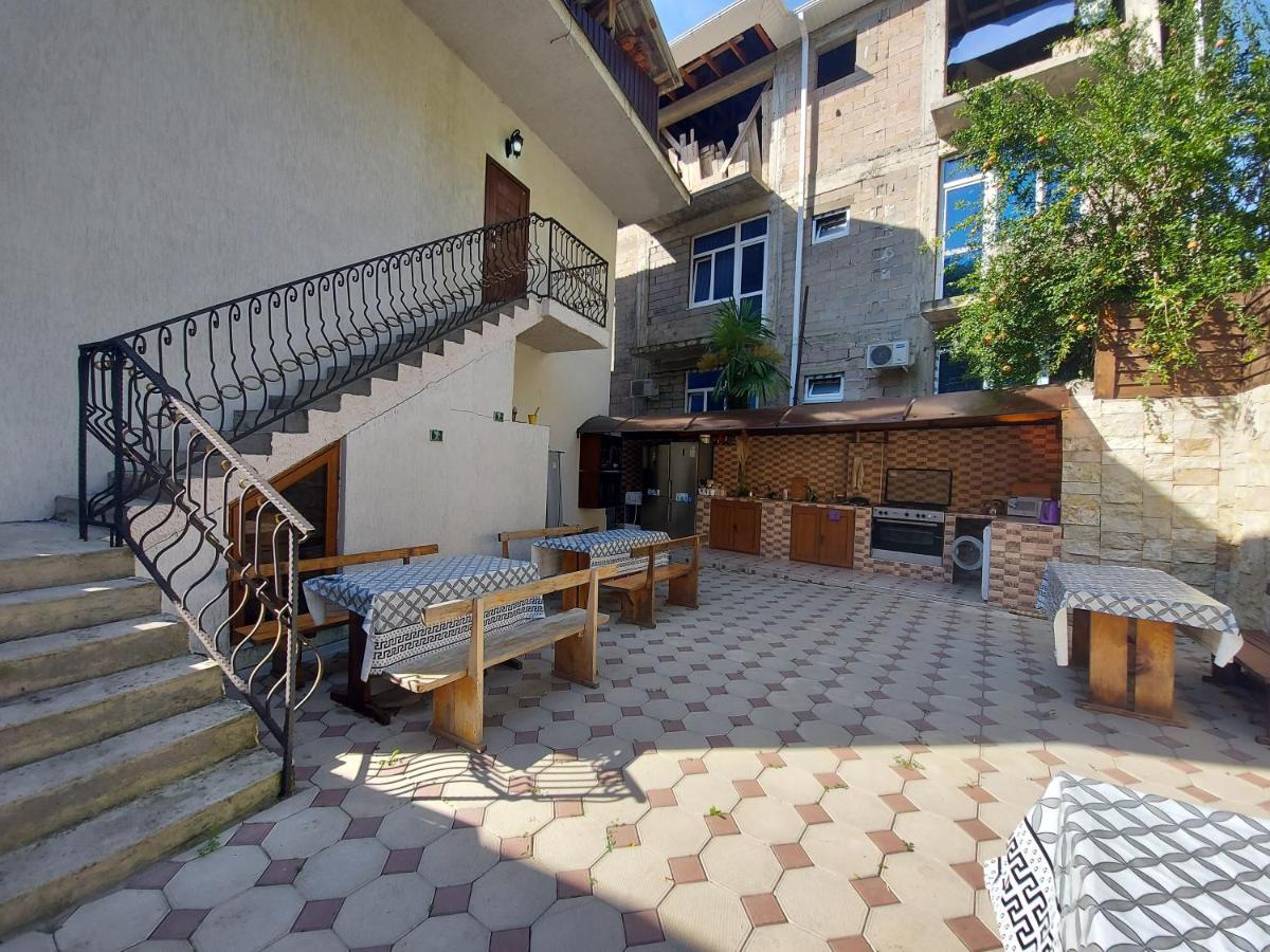 Гостевой Дом София 400 М До Моря Gagra Extérieur photo